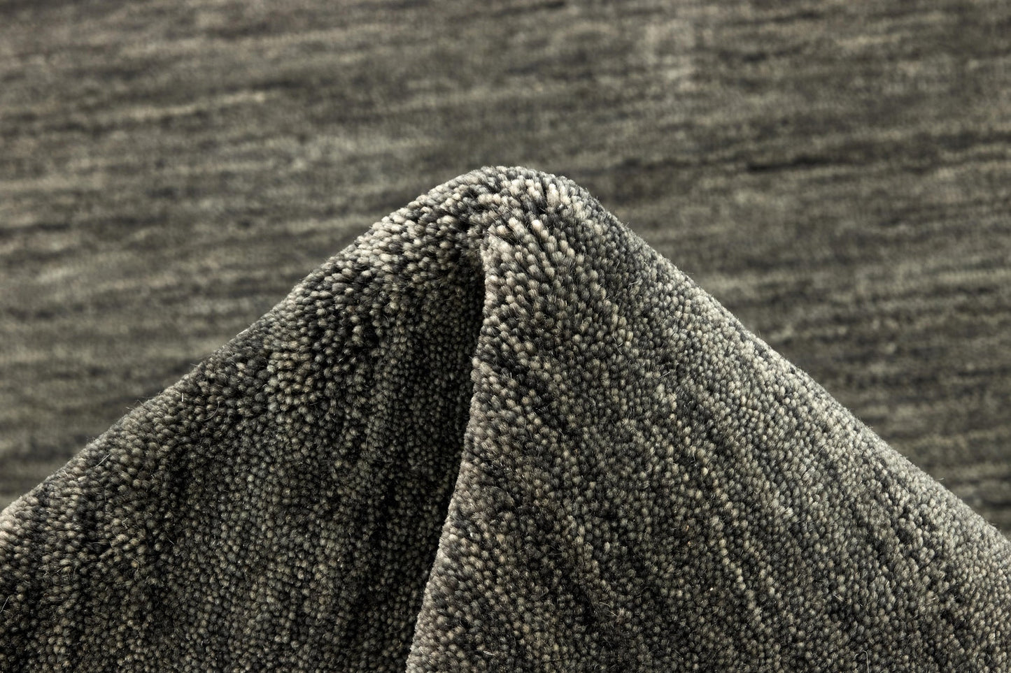 Carpet MOMO Rugs Panorama Uni Dark Grey